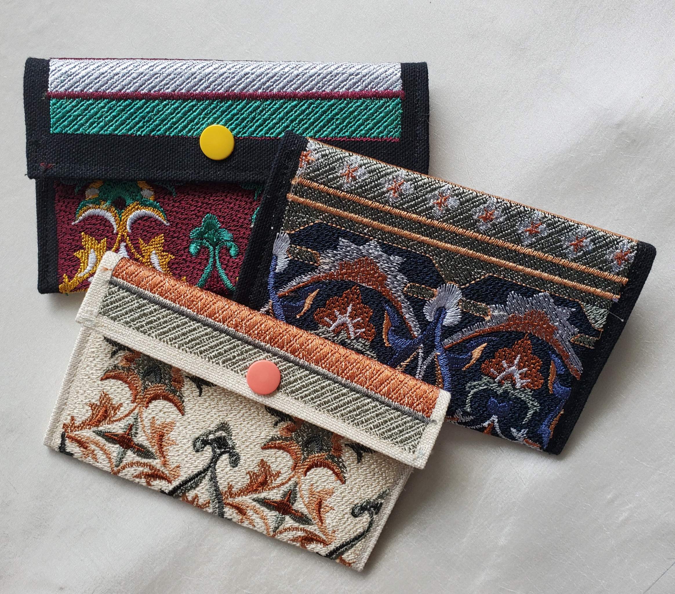 Small-Tapestry-Wallets-Jen's-Bag-embroidered-bag